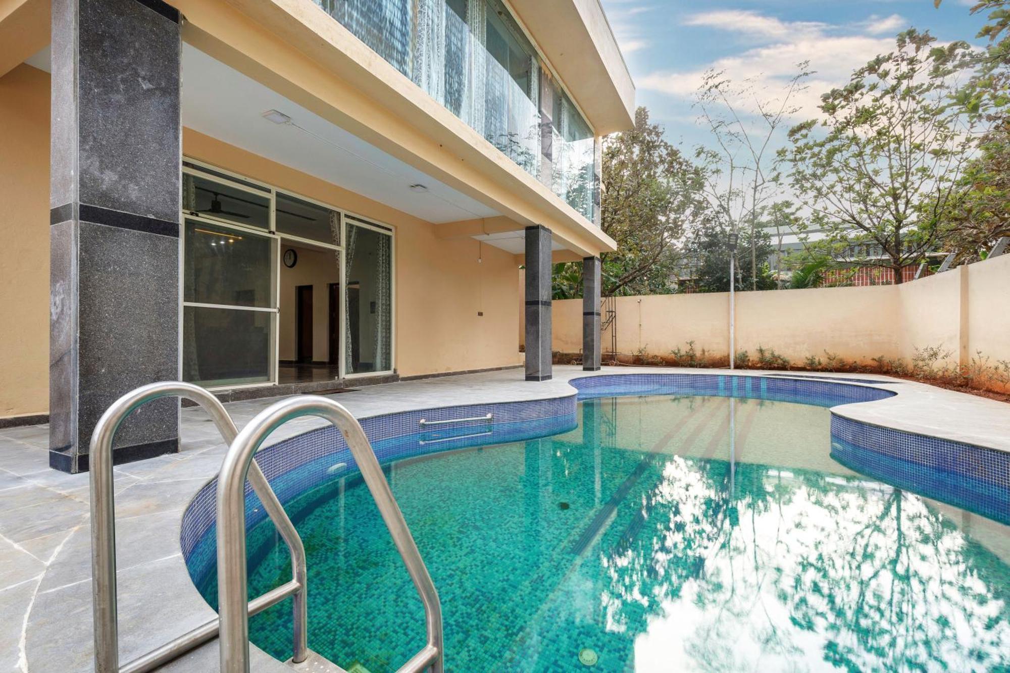 Villa Exotica By Stayjade5Bhkpoolacprojector Denkanikottai Buitenkant foto